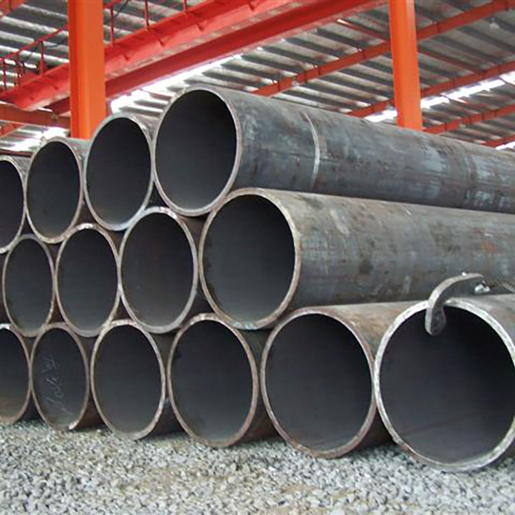 Exploring the Manufacturing Differences Between ERW and Seamless Steel Pipes