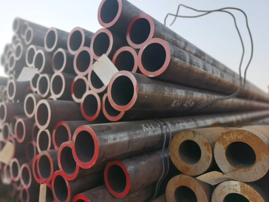 API 5L ASTM A106 Seamless Pipe Hot Rolled Carbon Welded Steel Pipe