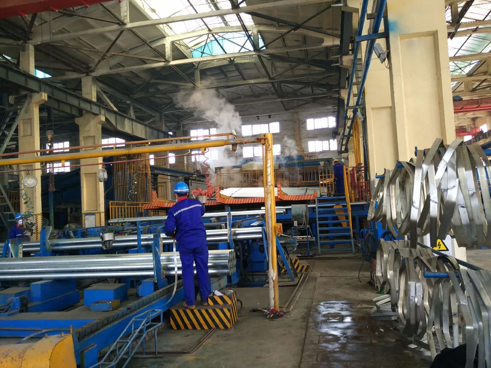 Hot DIP Galvanized Steel Pipes Rounded BS 1387 Hot DIP Galvanized Steel Pipes Gi Iron Steel Pipe Factory Manufacturer